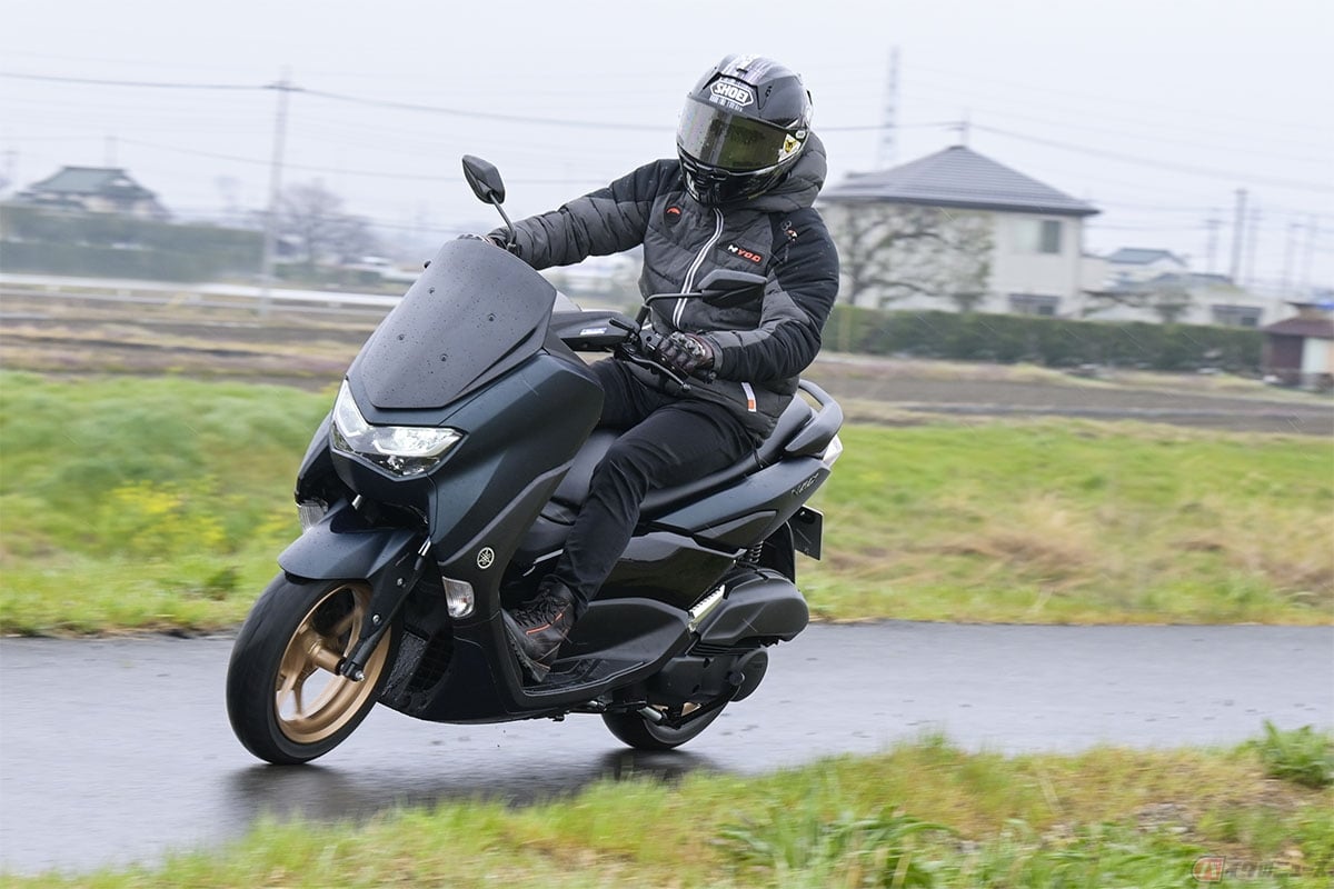 リアブレーキの位置はオートマ車とマニュアル車で異なっている