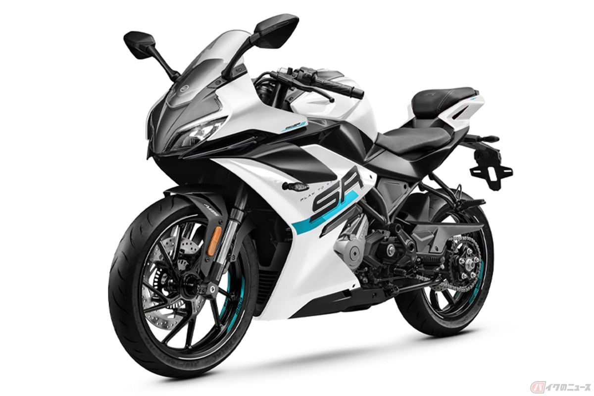 ランドスケープ株式会社が輸入・販売するCFMOTO「250SR-S」