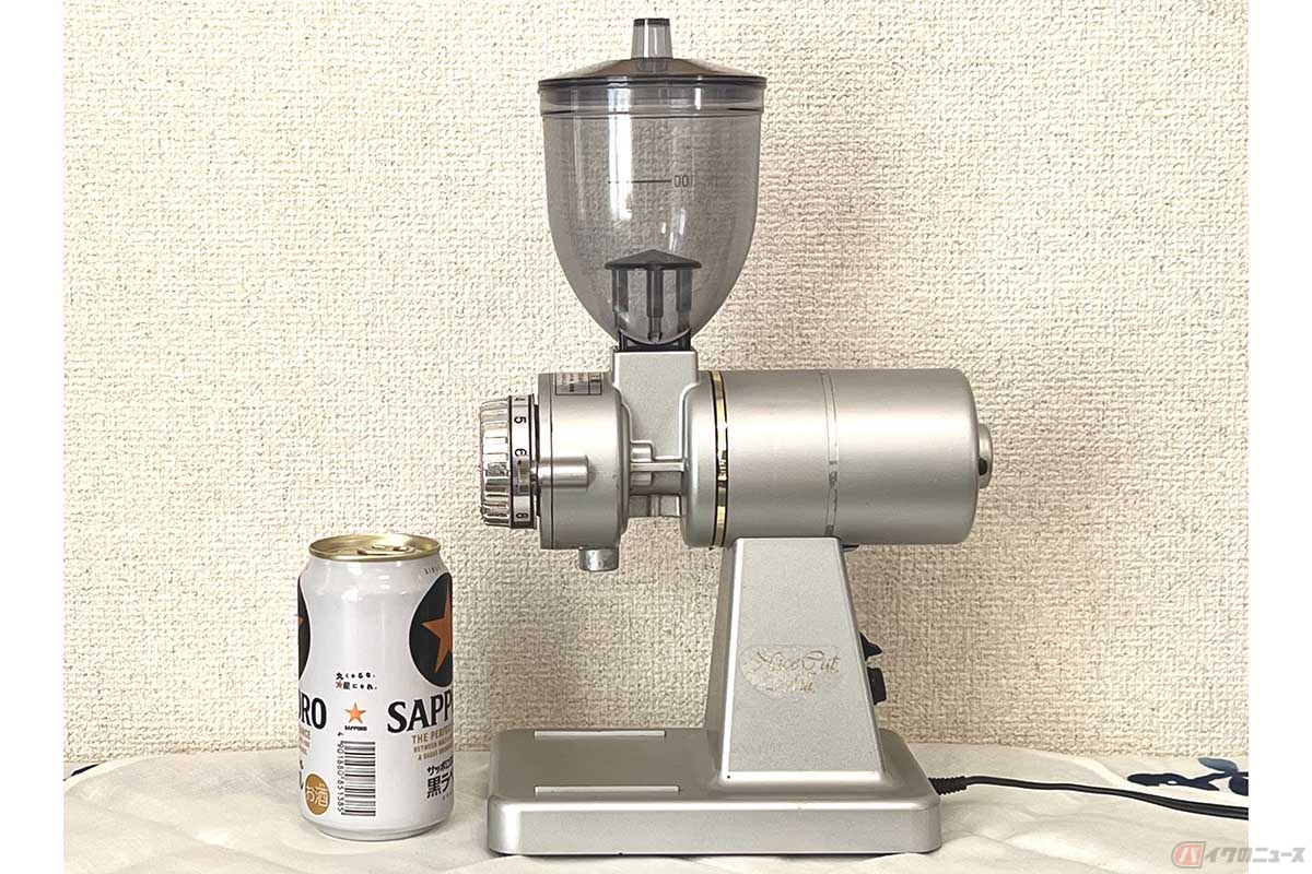 １分間に100gの豆を挽けるカリタ「ナイスカットG」の前身モデル「ナイスカットミル」