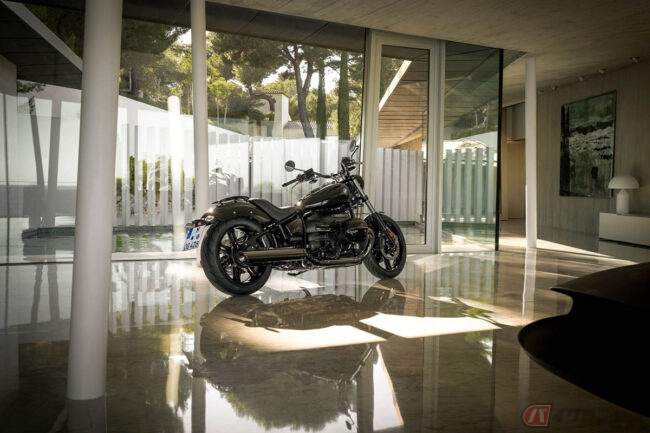 巨大なボクサーエンジン搭載のBMW Motorrad「R18」新型発表