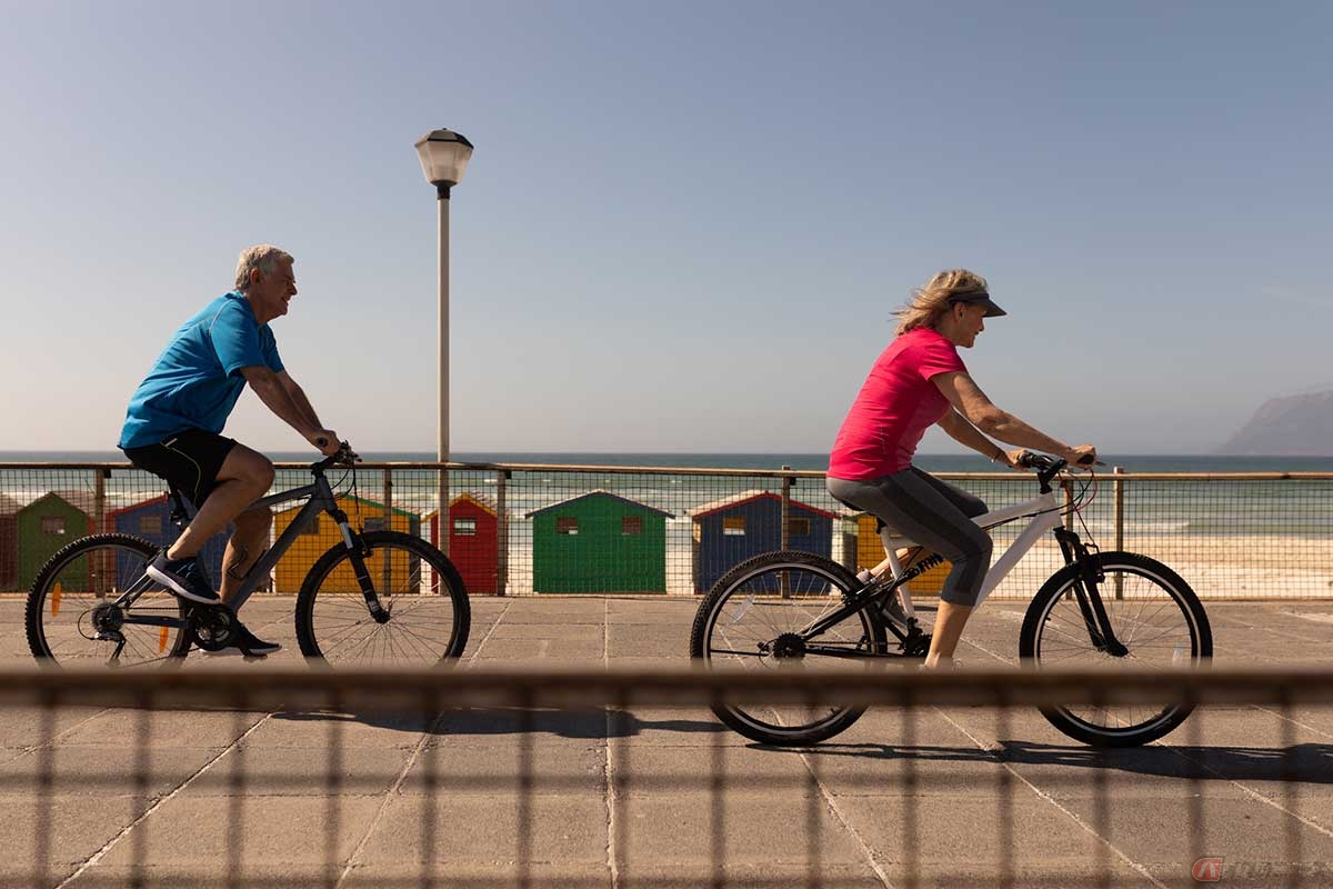 自転車をライフスタイルに取り入れることで、健康維持だけでなく環境保護にも寄与する