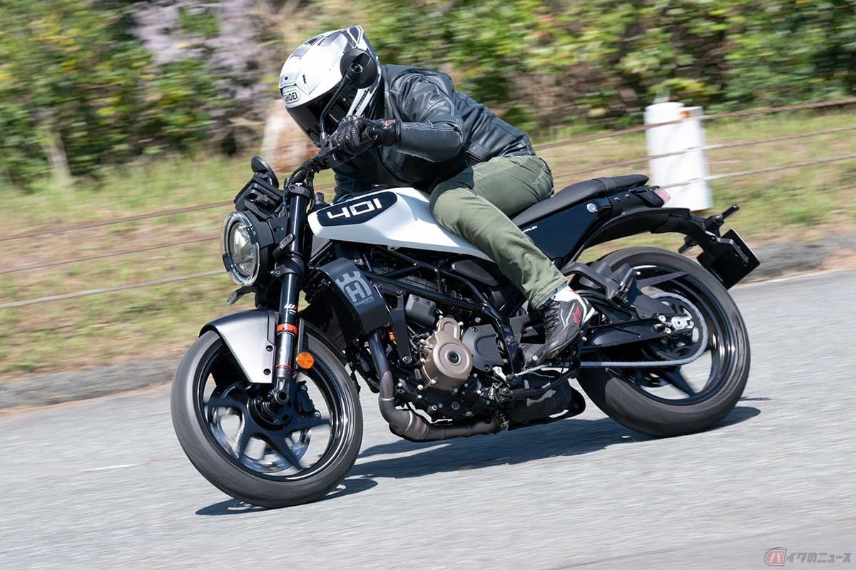 同じくハスクバーナの兄弟モデル「VITPILEN 401」(2024年型)にも試乗。2機種の相違点は意外と少ない