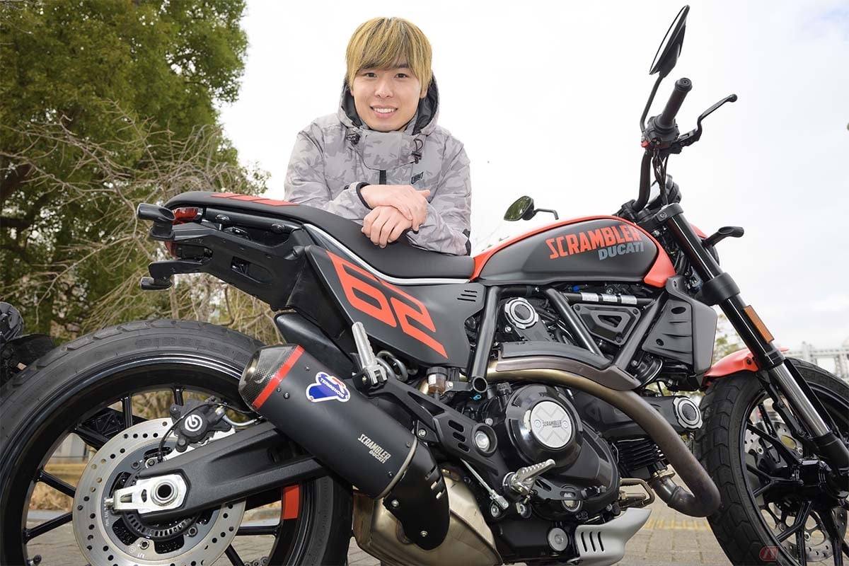 ドゥカティ「スクランブラー・フル・スロットル」とレーシングライダーの石塚健選手