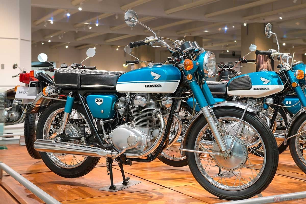 ツートンカラーで若者を中心に人気を博した1968年発売のホンダ「ドリームCB350エクスポート」