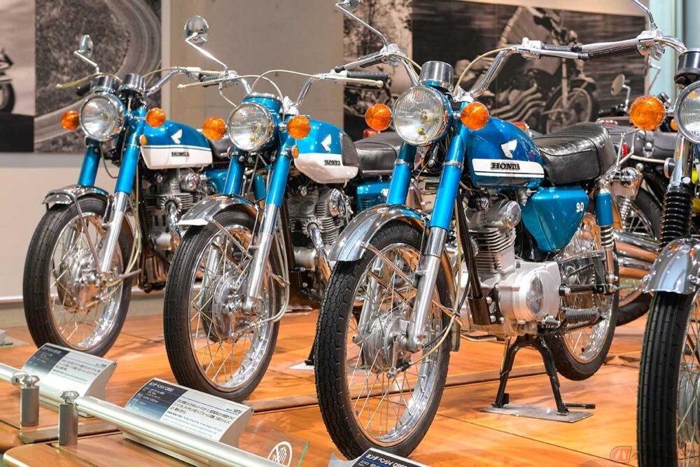 国内外で大ヒット!! ツートンカラーで華麗なバイク新時代を切り拓いた 国内外で大ヒット!! ツートンカラーで華麗なバイク新時代を切り拓いた