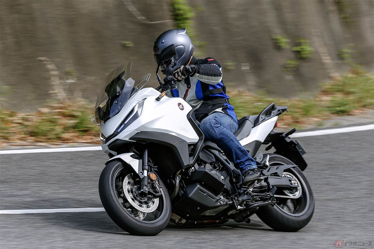 ホンダ「NT1100」の従来モデル