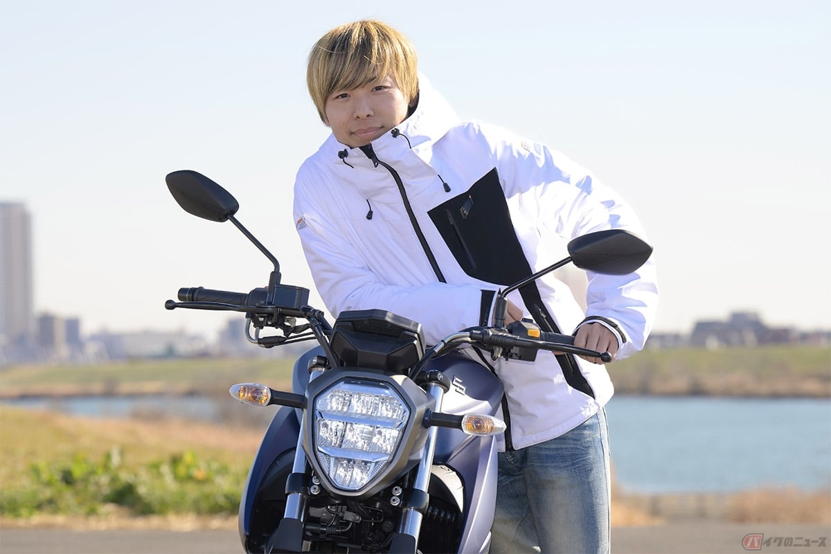 スズキ「ジクサー250」とレーシングライダーの石塚健選手