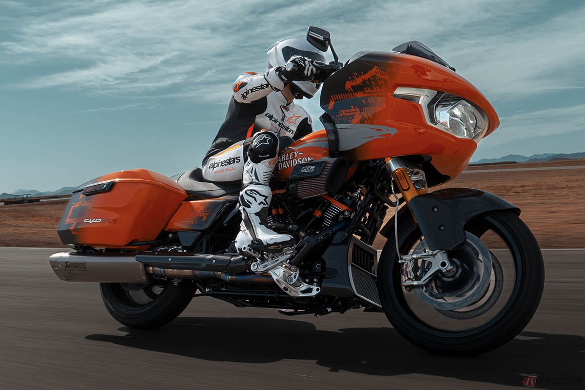 131台の限定車「CVOロードグライドRR」