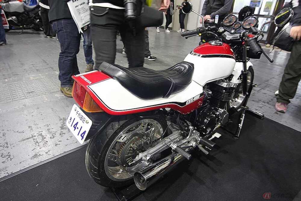 世界最小の乗れる「CBX400F」!? 忠実再現、「チービーX」と名付けられ