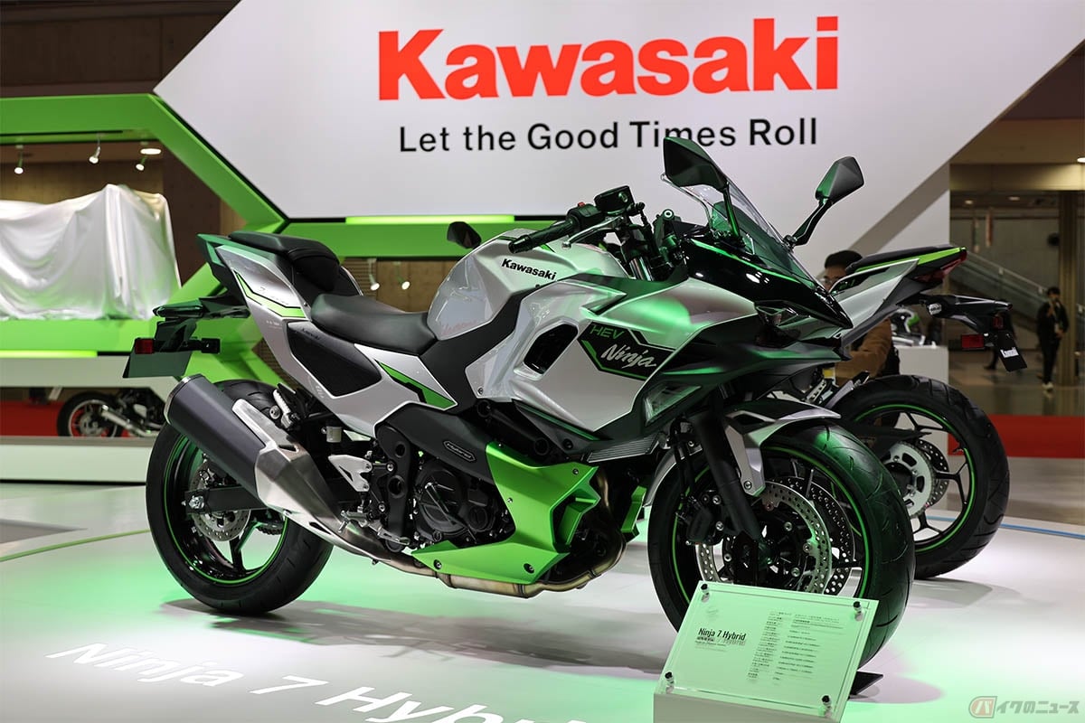 カワサキ「Ninja7 ハイブリッド」