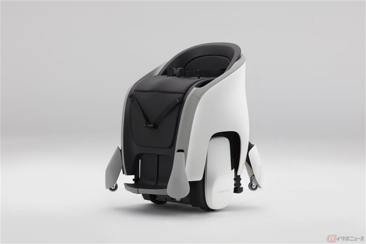 ホンダが大阪・関西万博に出展するハンズフリーパーソナルモビリティ「UNI-ONE（ユニワン）」の新型
