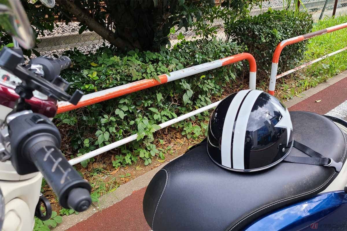 「125cc以下用」と明記されているハーフヘルメットは、そもそも高速域での使用や、より大きな衝撃を想定したテストをクリアしていない構造である