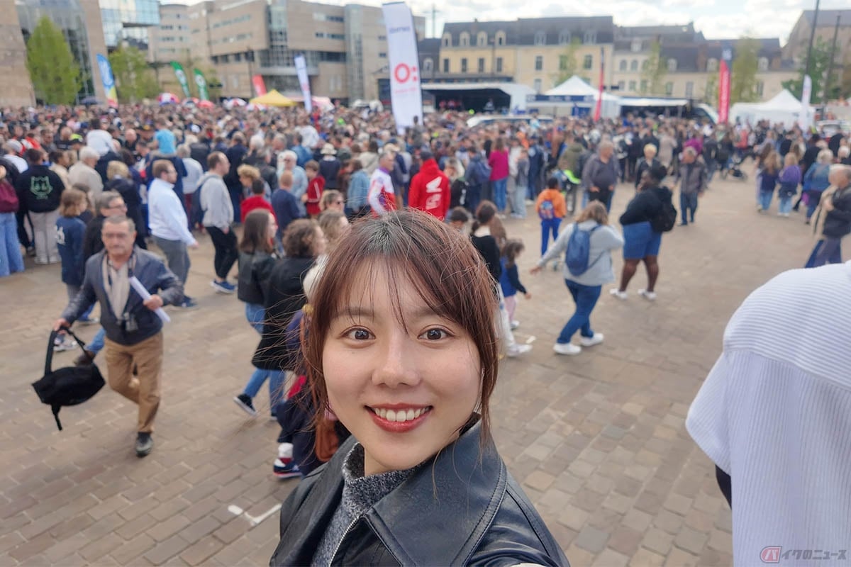 ジャコバン広場で行われたパレードの様子