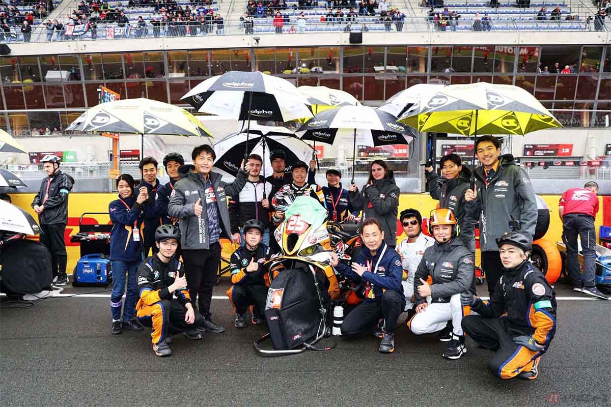 ル・マン24時間レースは雨の中厳しいスタートとなりました