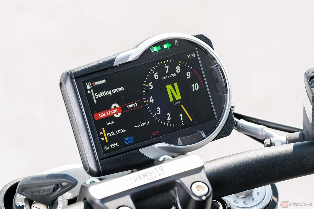 バイクのメーターには大別するとデジタルとアナログの2種類が存在。双方をかけ合わせたメーターも存在します