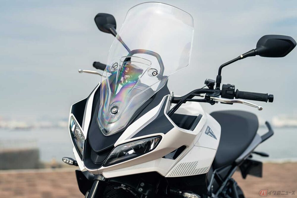 快適なバイク旅にオススメ？ 充実装備で進化したトライアンフ新型