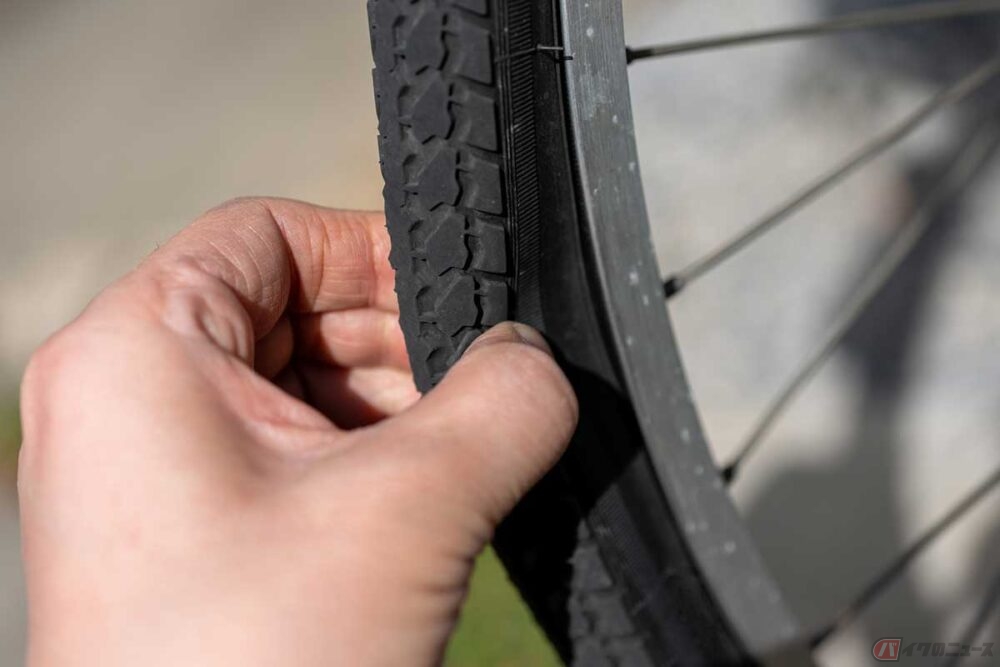 ノーパンクタイヤで便利な自転車 ポタリクル 折りたたみ自転車 26インチ ノーパンクタイヤ パンクしない