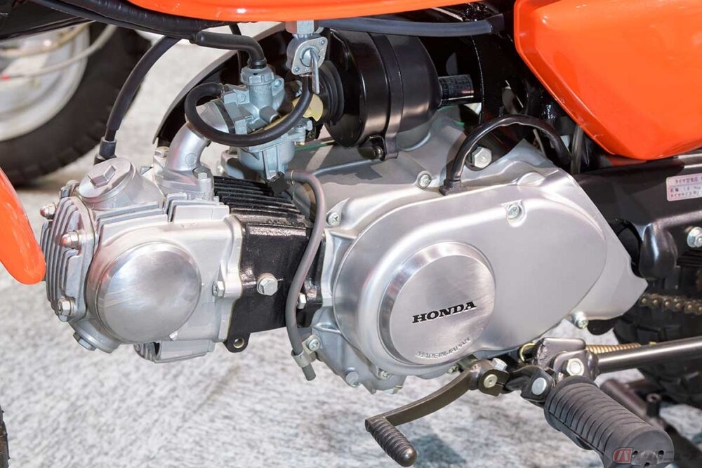 小さな4速MT原付!! ホンダ「ゴリラ」はでっかいタンクで可愛いルックス