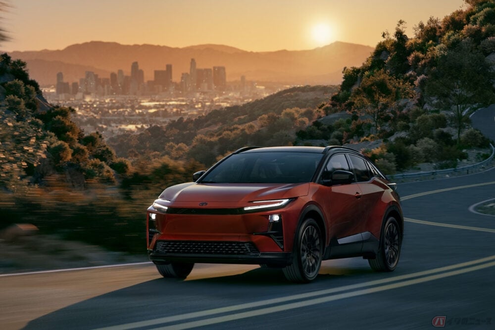 トヨタ2026年型「CH-R」