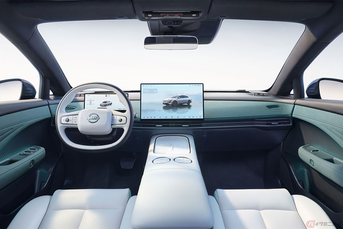 東風日産乗用車公司の新型EVセダン「N7」の内装