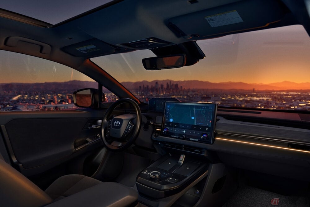 トヨタ2026年型「CH-R」の内装