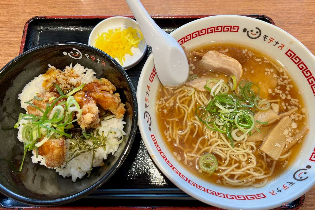 山陽道「道口PA」（上り）でいただいた「尾道ラーメンとりめし丼セット」（1100円）