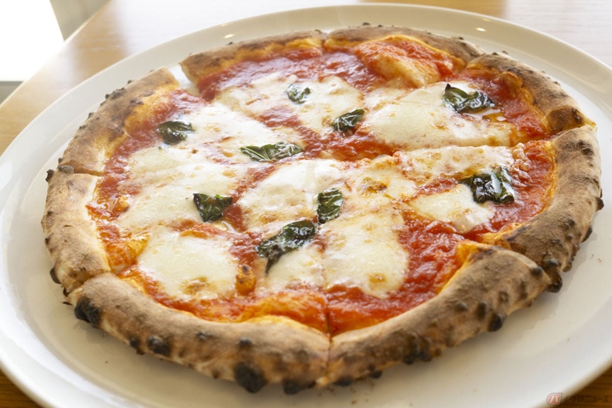 東京都あきるの市にある「ポツンと一軒家」レストラン「マエストロ・ペスカ・フィオーレ」。シンプルで誤魔化しがきかないマルガリータはなかなかの味わいです