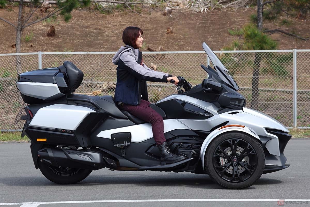 クルマ? バイク？ 不思議な操作感覚がクセになる!! 普通自動車