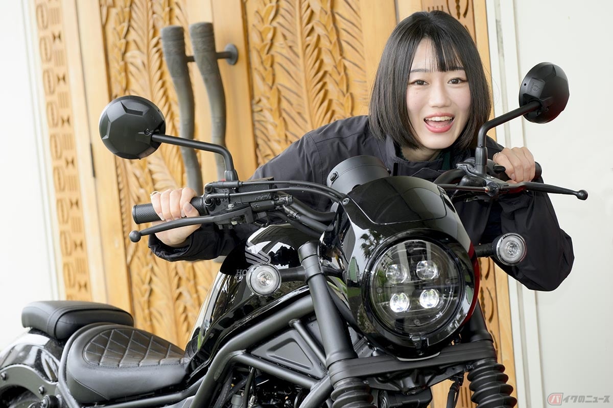 ホンダ「レブル250 SエディションEクラッチ」と桜井つぐみさん
