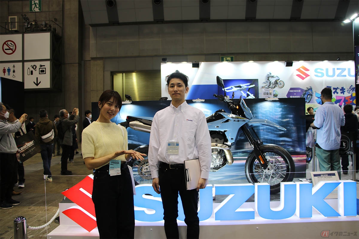 バイク好き女優の小野木里奈さんとスズキ広報課の前田さん