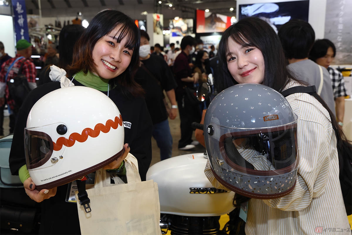 AMBOOT(アンブート)ヘルメット【charm】は女性向けに作られたシンプルでかわいいデザイン。S・Mサイズ展開で7月発売予定