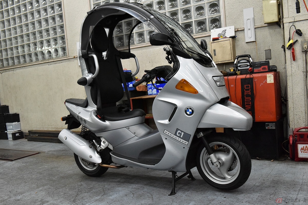 純正で屋根が付いていたBMW Motorrad「C1」