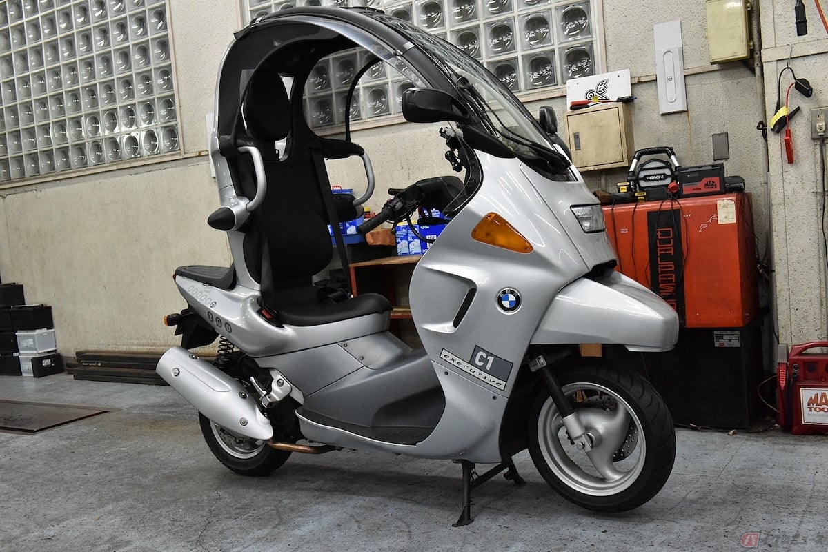 純正で屋根が付いていたBMW Motorrad「C1」