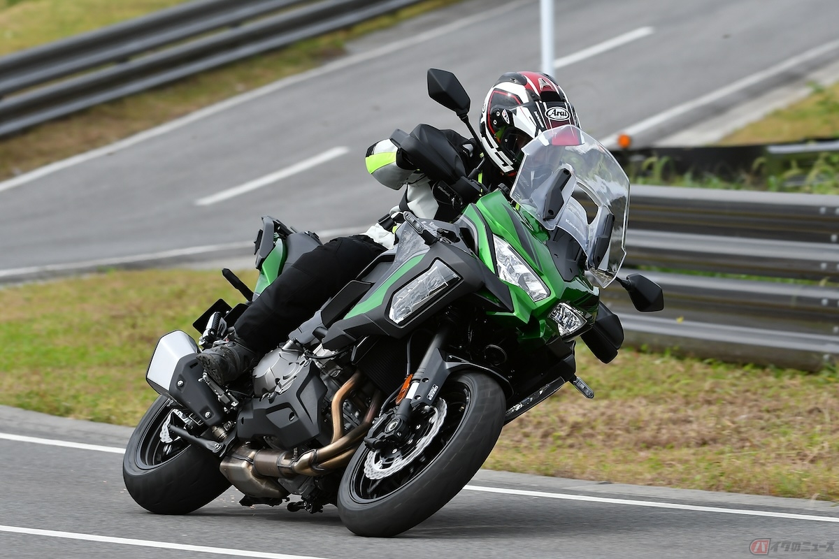 カワサキ「ヴェルシス」