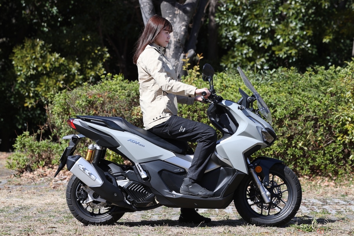 ライポジは「ライディングポジション」の略で、バイクに乗っている時の姿勢や乗っている位置のこと