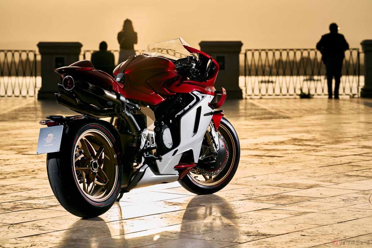 MVアグスタが500台限定で販売する「Superveloce 1000 Serie Oro」