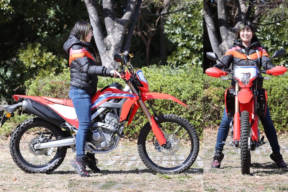 シート高830(880)mm、足つき(身長165㎝)は、両足のつま先が地面に接地する程度