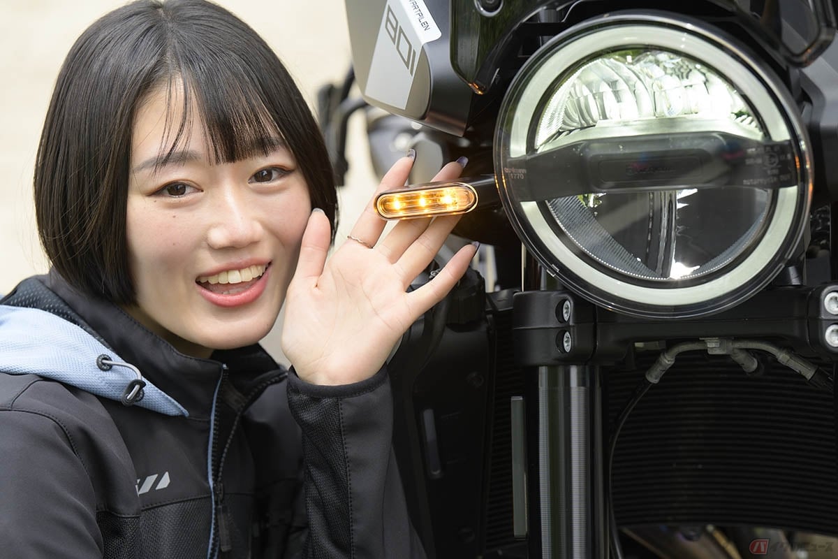 バイクはクルマとは異なり、ウインカーが自動的にキャンセルされない仕様になっている