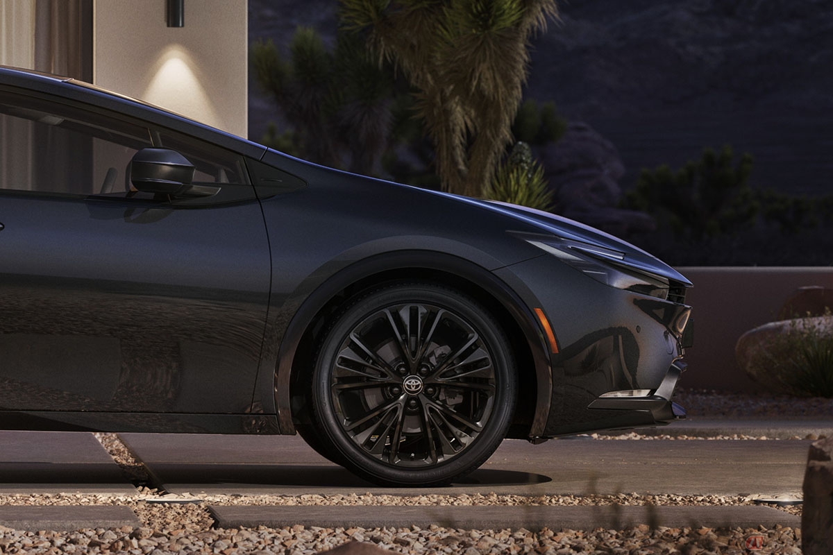 トヨタ2026年型「プリウスPHEV ナイトシェード」