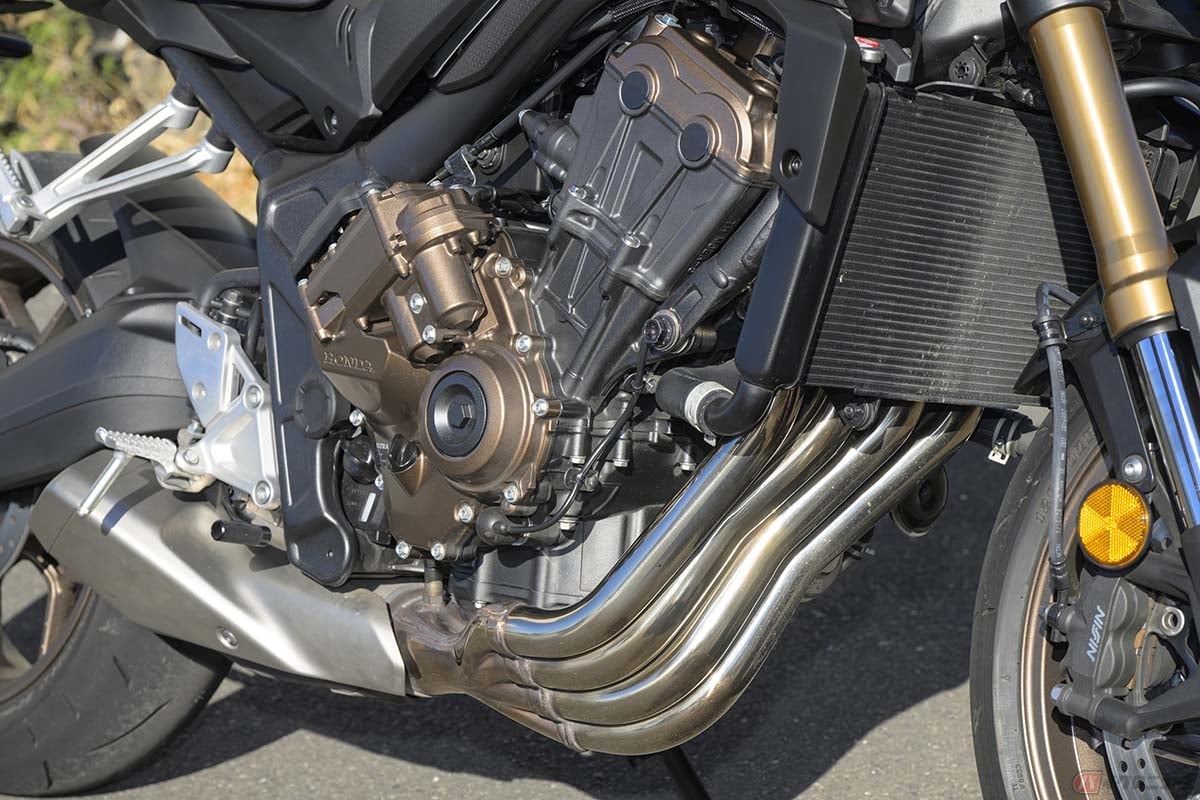 ロードスポーツやスーパースポーツモデルに搭載される「直4」=「直列4気筒」
