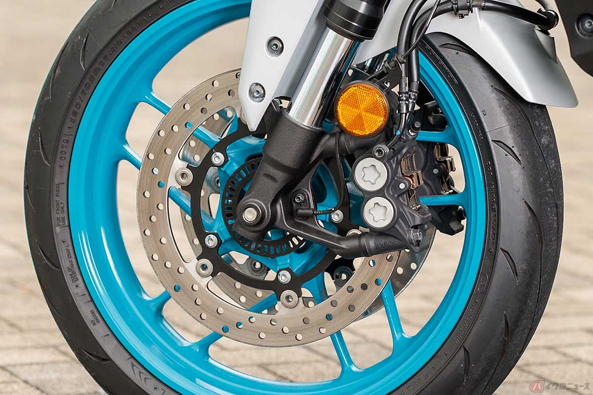 油圧式ディスクブレーキ。近年のスポーツバイクは前後ともに油圧式ディスクが一般的