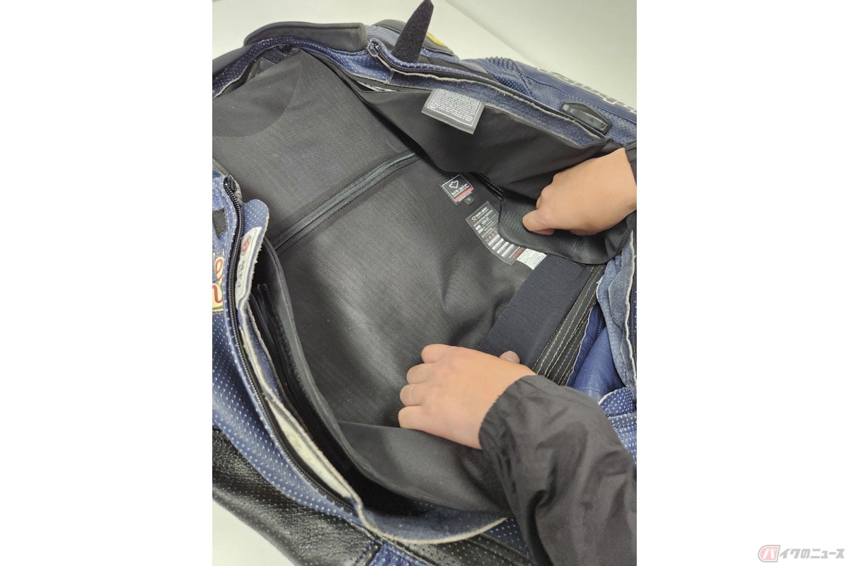 筆者(後藤武)が使用するエアバッグ内蔵済みのアールエスタイチのレザースーツ「NXL304」。スーツの中に装着するので外観はほとんど変わりません