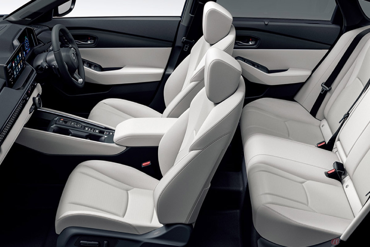 ホンダ「ACCORD e:HEV Honda SENISNG 360＋」の内装(ホワイト)