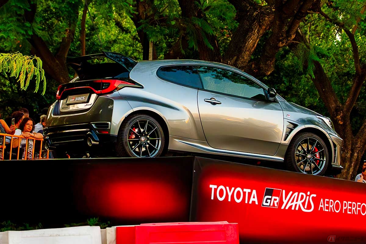 WRCアクロポリスラリー2025で欧州初公開されたTOYOTA GAZOO Racing「GRヤリス エアロパフォーマンス」