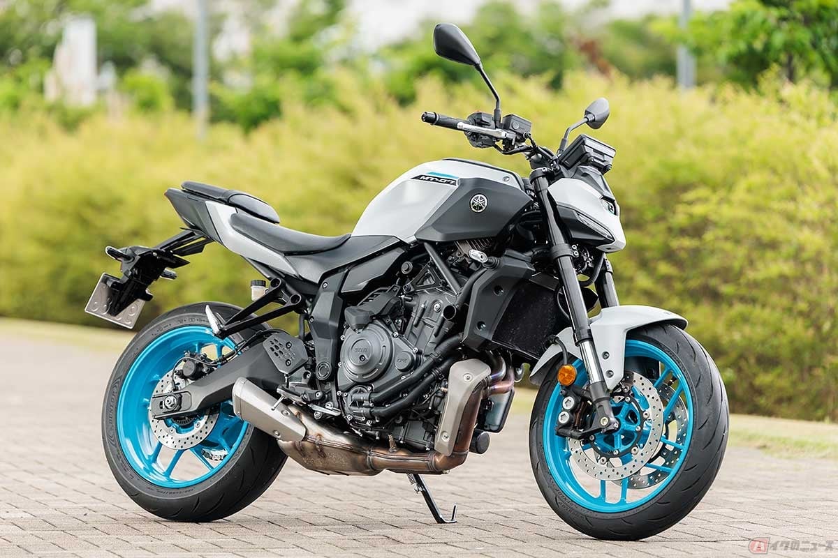 ヤマハ「MT-07 Y-AMT」(2025年型)カラー:マットライトグレー