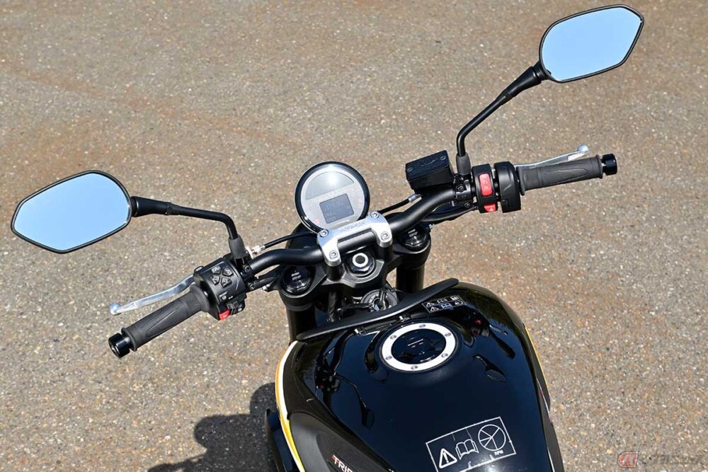 トライアンフの新たな可能性？ 「適度なユルさ」が魅力の「TRIDENT 660