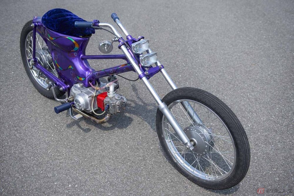 え、これがホンダの「スーパーカブ」だって!? ドラッグレーサーに