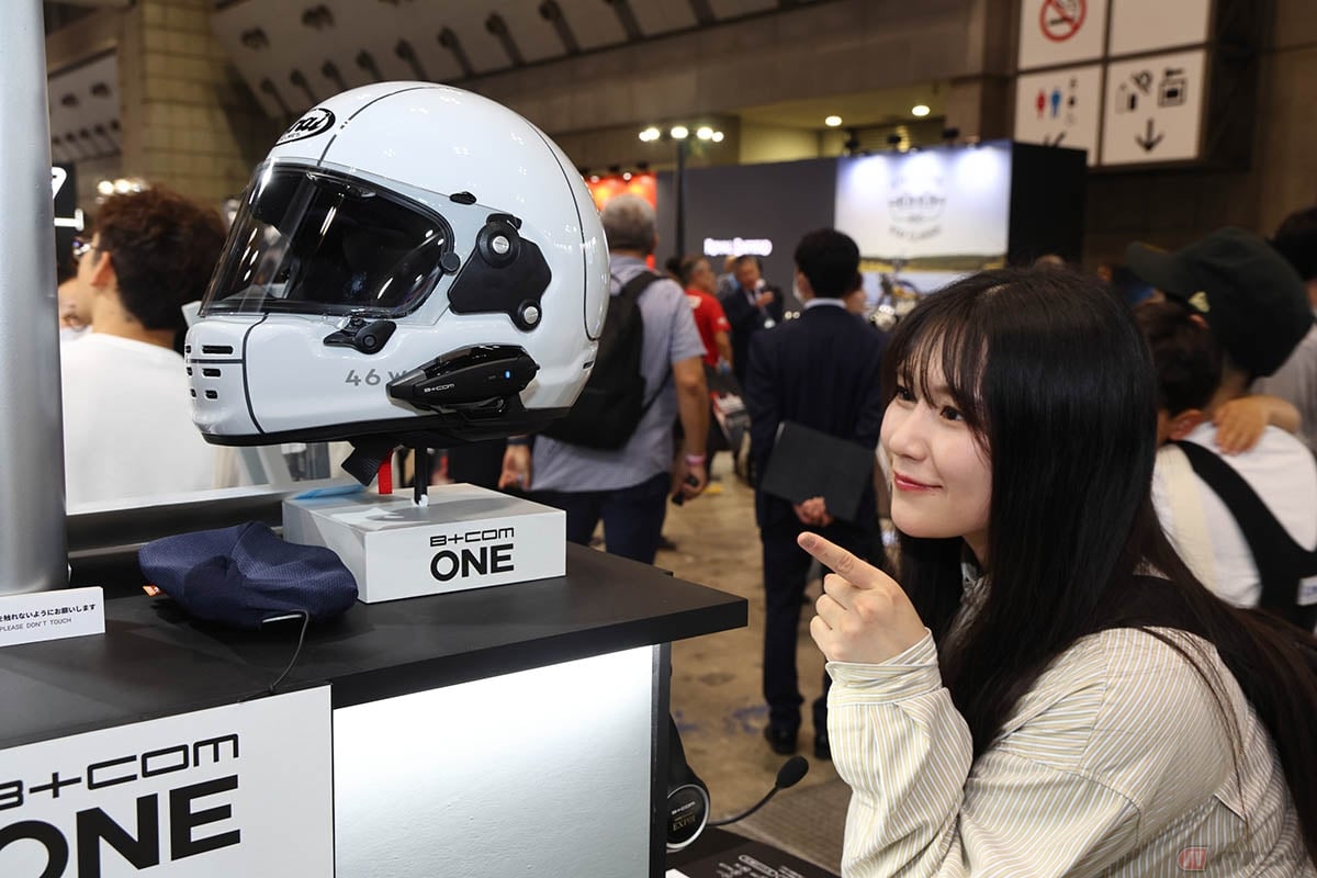 「B+COM ONE」は定番の人気モデルで、シンプルかつ直感的な操作が魅力