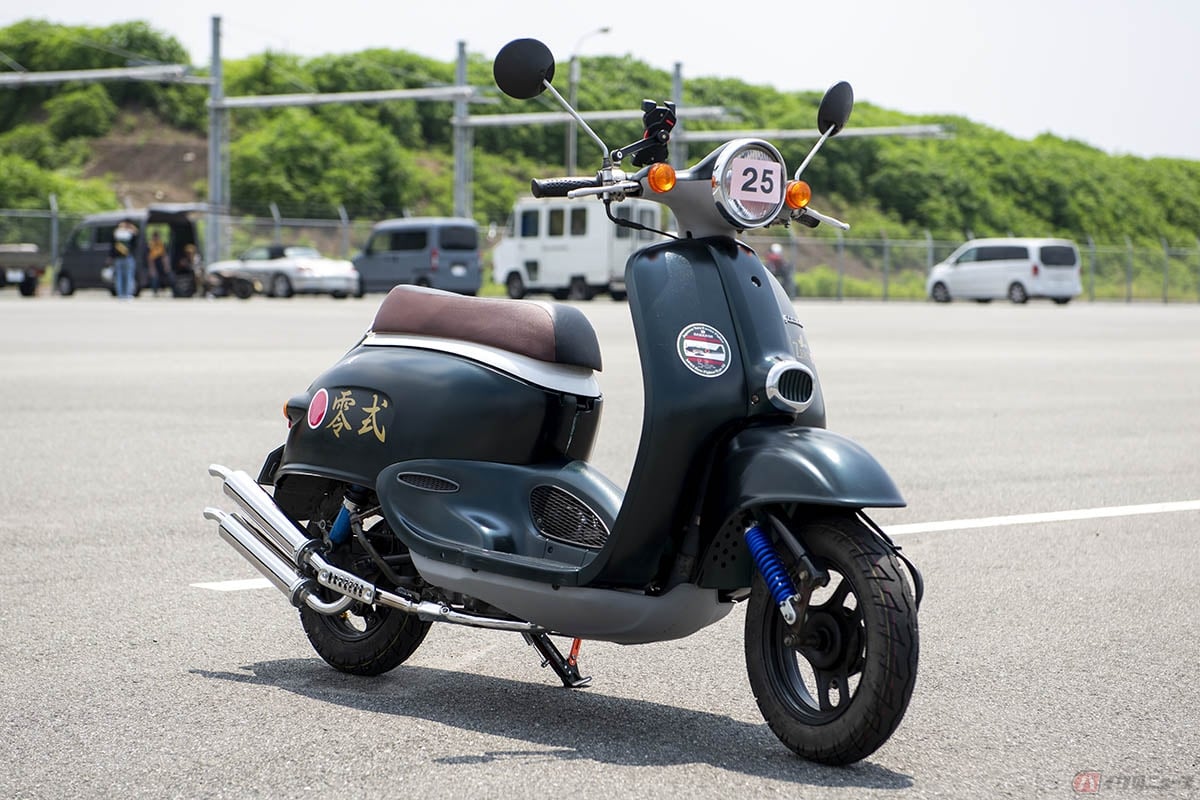 ホンダのレア車「ジョルカブ」をベースにしたカスタムスクーター