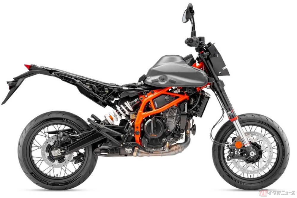 やはりブーム!? 中型モタードモデルに新たな刺客!! スズキ「DR-Z4SM